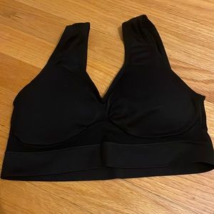 Never worn bralette/sports bra